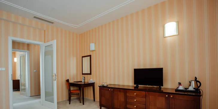 Hotel Sandor Pavillon**** v centre kúpeľného mestečka Piešťany: wellness pobyt s polpenziou