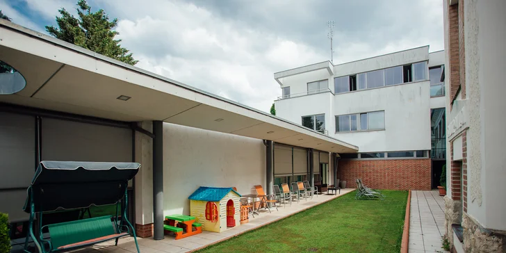 Hotel Sandor Pavillon**** v centre kúpeľného mestečka Piešťany: wellness pobyt s polpenziou