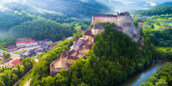 Čarovná Orava, Vlkolínec, Špania Dolina a Harmanecká jaskyňa
