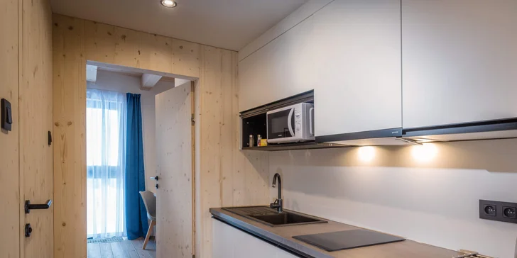 Užite si luxusnú dovolenku v nových apartmánoch s wellness, KIDS zónou a unikátnym 3D bludiskom