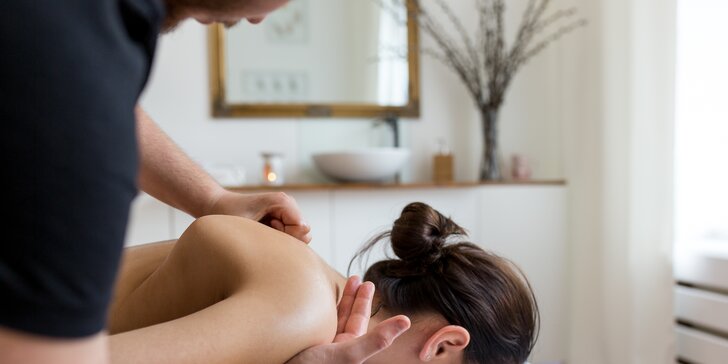 Relaxačná masáž alebo masáž lávovými kameňmi od profesionálnej masérky
