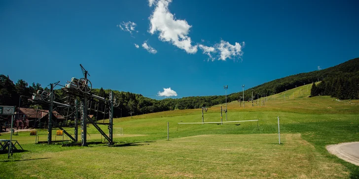 Pobyt v nových Apartmánoch GOLF & SKI – rodinný dovolenkový raj vo Valčianskej doline s atrakciami pre deti