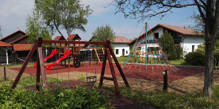 Rodinná dovolenka s polpenziou v apartmánovom resorte Villapark: deti do 15 rokov zdarma!