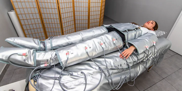 Top postava vďaka lymfodrenáži s infrasauna oblekom v Power Shape