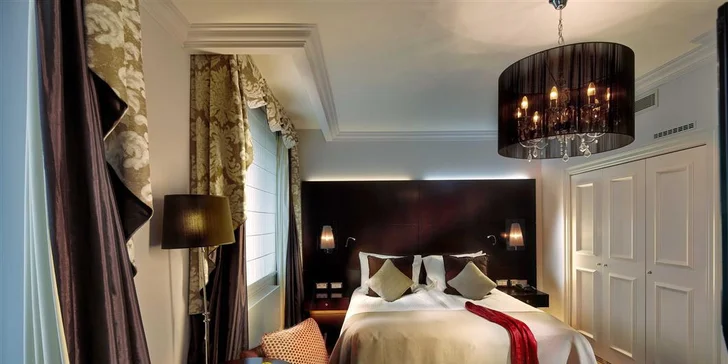 Luxusný hotel v centre Prahy: raňajky aj romantická večera vo vyhlásenej reštaurácii