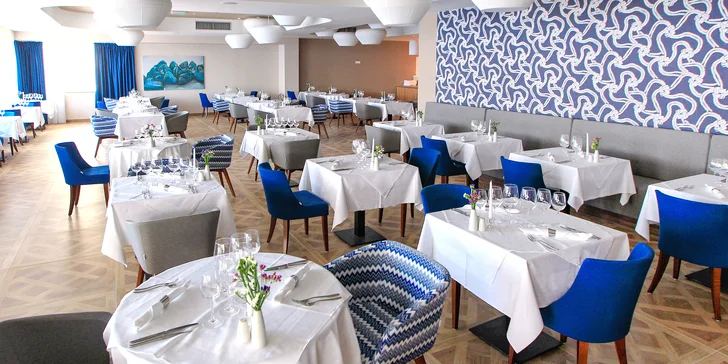 4* rezort na chorvátskom pobreží: hotel priamo pri mori, all inclusive aj vonkajší bazén