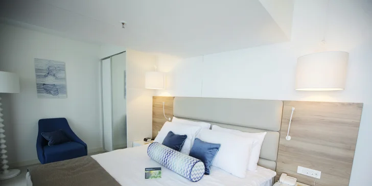 4* rezort na chorvátskom pobreží: hotel priamo pri mori, all inclusive aj vonkajší bazén