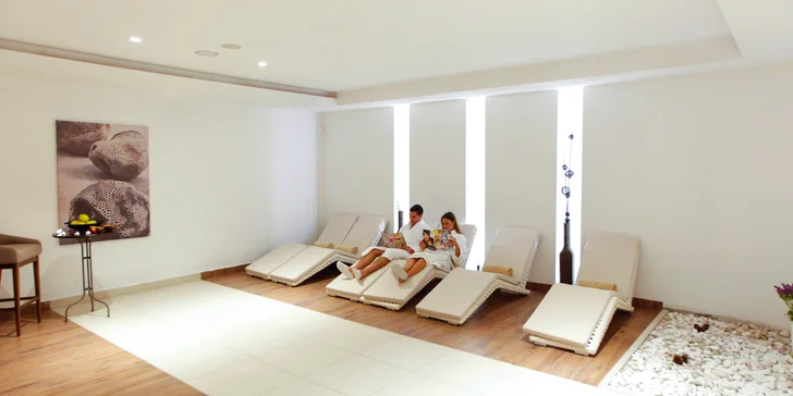 4* rezort na chorvátskom pobreží: hotel priamo pri mori, all inclusive aj vonkajší bazén