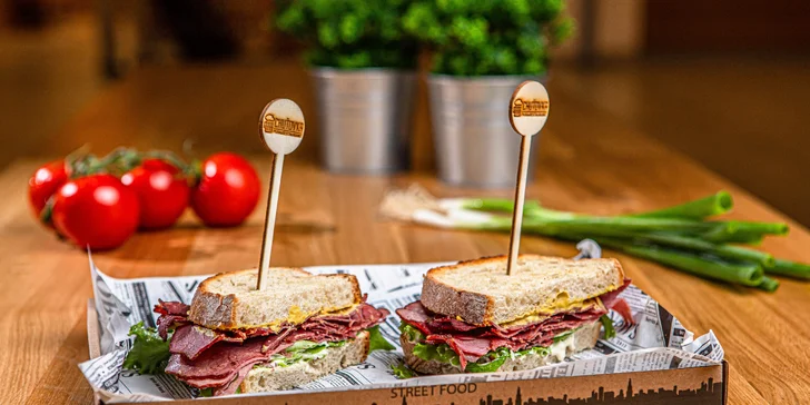 Pastrami sendvič v novej prevádzke Chuťovka starého mäsiara – VIVO!