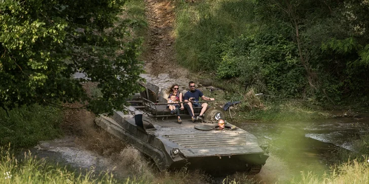 Adrenalínová jazda obrneným pásovým transportérom BVP-1 pre deti a dospelých - aj s možnosťou riadenia!