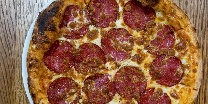 Pizza podľa vlastného výberu z reštaurácie STEAM FACTORY