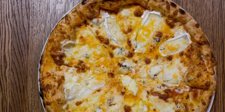 Pizza podľa vlastného výberu z reštaurácie STEAM FACTORY