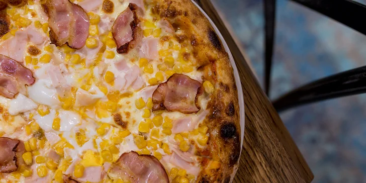 Pizza podľa vlastného výberu z reštaurácie STEAM FACTORY