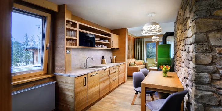 Letná dovolenka v luxusných apartmánoch v horských Chaletoch v Jasnej aj s fínskou saunou a výhľadom na hrebene Nízkych Tatier