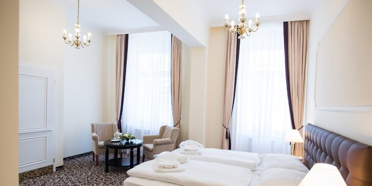4* relax vo Varoch: hotel pri kolonáde, raňajky a neobmedzený vstup do wellness