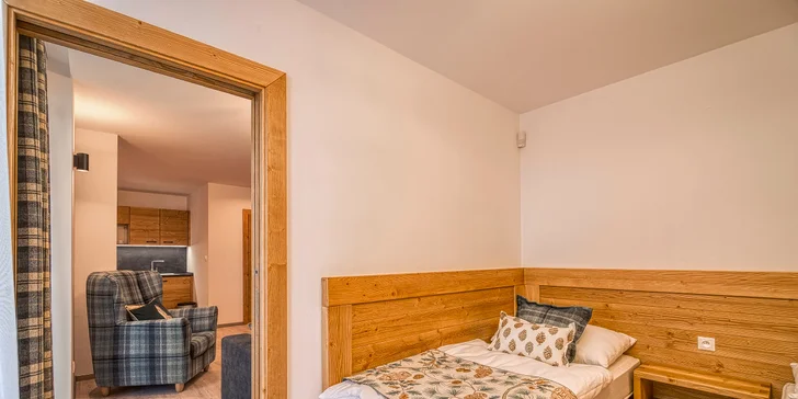 Letná dovolenka v horských Chaletoch v Jasnej v luxusných apartmánoch aj s vlastnou saunou a výhľadom na hrebene Nízkych Tatier
