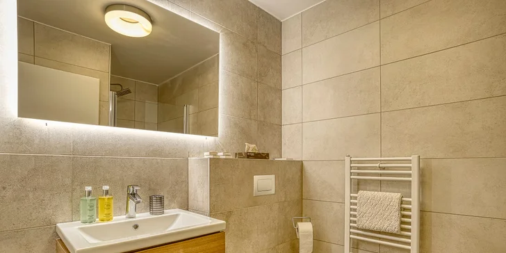 Letná dovolenka v horských Chaletoch v Jasnej v luxusných apartmánoch aj s vlastnou saunou a výhľadom na hrebene Nízkych Tatier