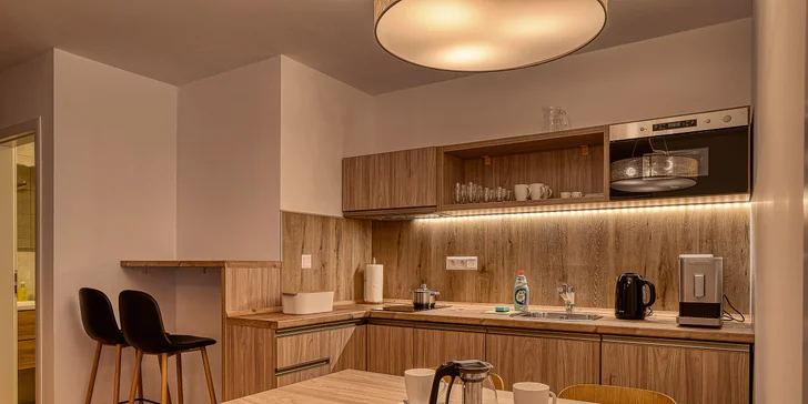 Letná dovolenka v horských Chaletoch v Jasnej v luxusných apartmánoch aj s vlastnou saunou a výhľadom na hrebene Nízkych Tatier
