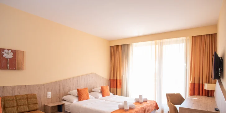 Rodinný hotel pri krásnom Balatone: wellness a moderné izby s terasou