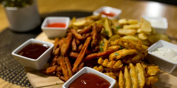 Burger, denko s 1,9 kg mäsa alebo hranolčeková ruleta