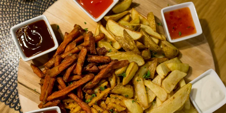 Burger, denko s 1,9 kg mäsa alebo hranolčeková ruleta