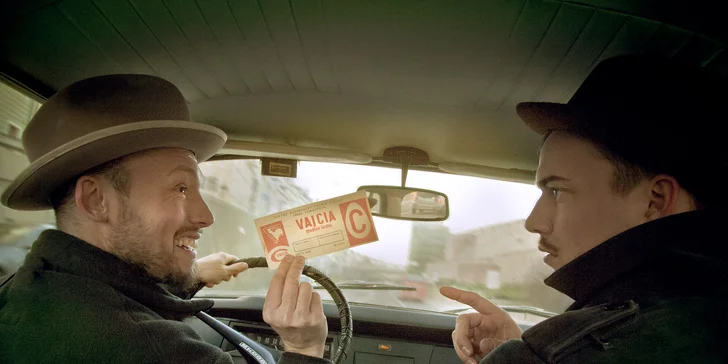 Zažite nostalgickú retro jazdu Bratislavou na socialistickej Škodovke!