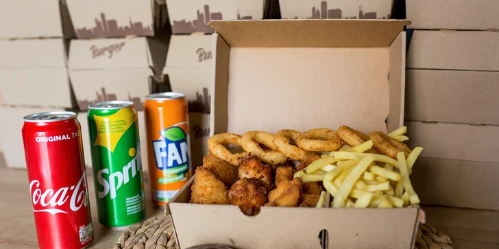 Chutný burger a kuracie špeciality spolu s hranolčekmi a omáčkami. Aj rozvoz!