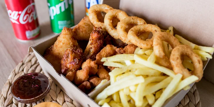 Chutný burger a kuracie špeciality spolu s hranolčekmi a omáčkami. Aj rozvoz!
