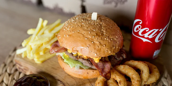 Chutný burger a kuracie špeciality spolu s hranolčekmi a omáčkami. Aj rozvoz!