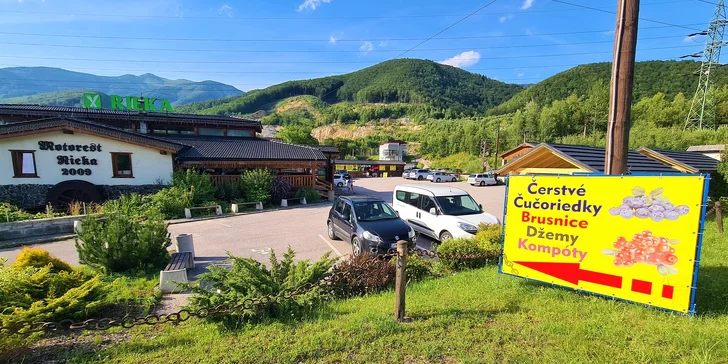 Lahodné čerstvé plody či osviežujúce ovocné smoothies z prírody Kraľovian
