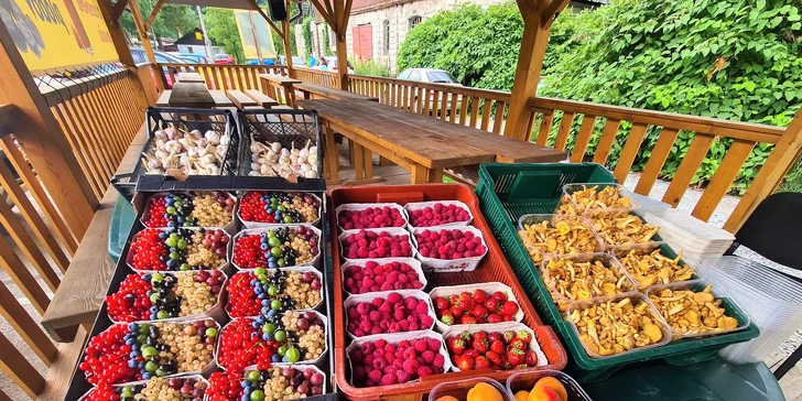 Lahodné čerstvé plody či osviežujúce ovocné smoothies z prírody Kraľovian