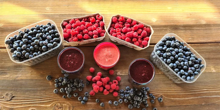 Lahodné čerstvé plody či osviežujúce ovocné smoothies z prírody Kraľovian