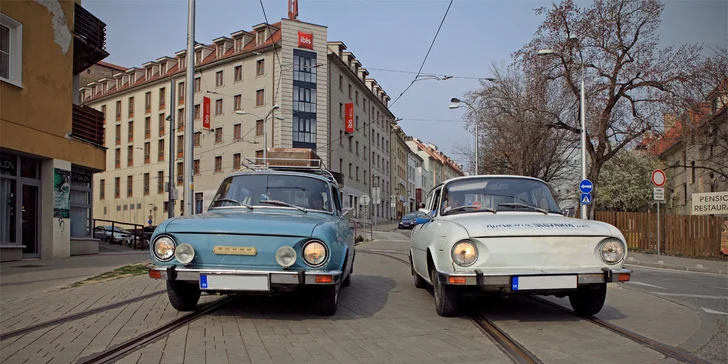 Zažite nostalgickú retro jazdu Bratislavou na socialistickej Škodovke!