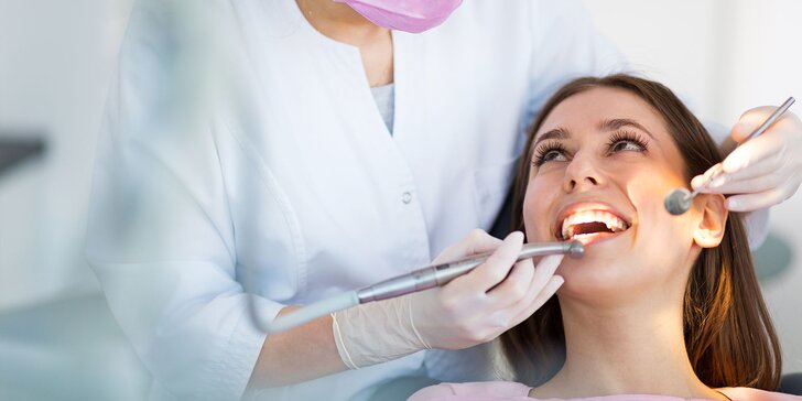 Profesionálna dentálna hygiena aj s možnosťou bielenia zubov v Art Dental Clinic