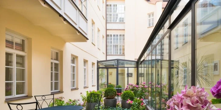 Pobyt v historickom centre Prahy: elegantný hotel, bohaté raňajky a plavba po Vltave