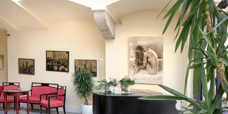 Pobyt v historickom centre Prahy: elegantný hotel, bohaté raňajky a plavba po Vltave