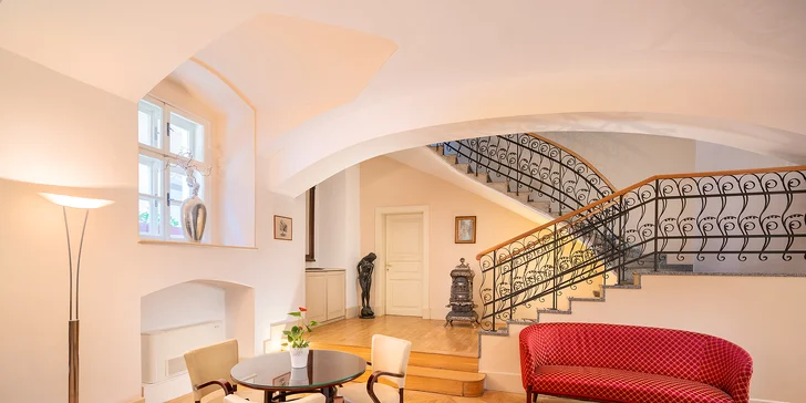 Pobyt v historickom centre Prahy: elegantný hotel, bohaté raňajky a plavba po Vltave