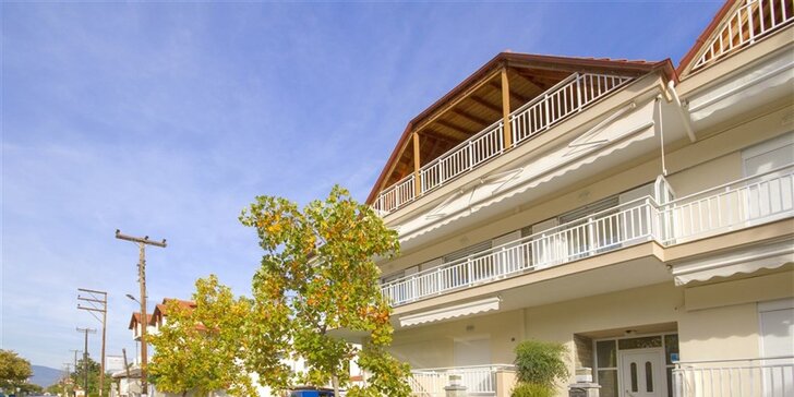 Apartmány Klara v krásnom gréckom letovisku Vrasna: ubytovanie iba 350 m od pláže