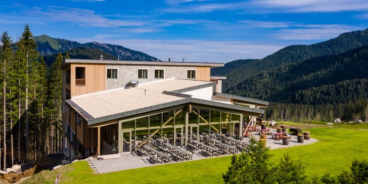 Pobyt v novom Hoteli Strachan Family Jasná s neobmedzeným wellness a perfektnou lokalitou v lone Nízkych Tatier