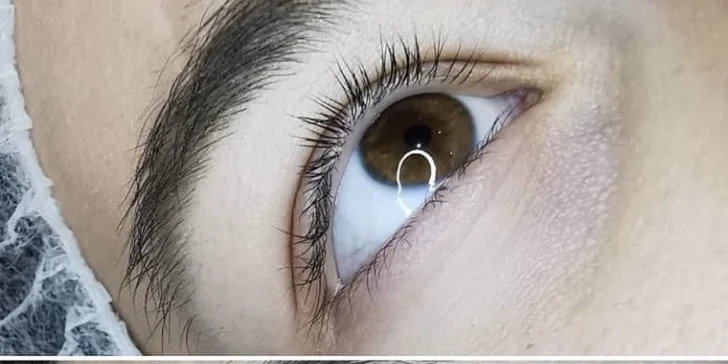 Lash lifting a laminácia, úprava obočia, 3D mihalnice alebo microblading