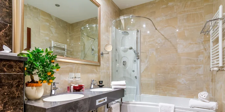 Luxusný hotel v slnečnej Dalmácii s polpenziou a neobmedzeným vstupom do wellness