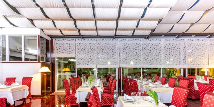 Leto i september v Splite: 4* hotel, raňajky, fľaša vína a elektrobicykle