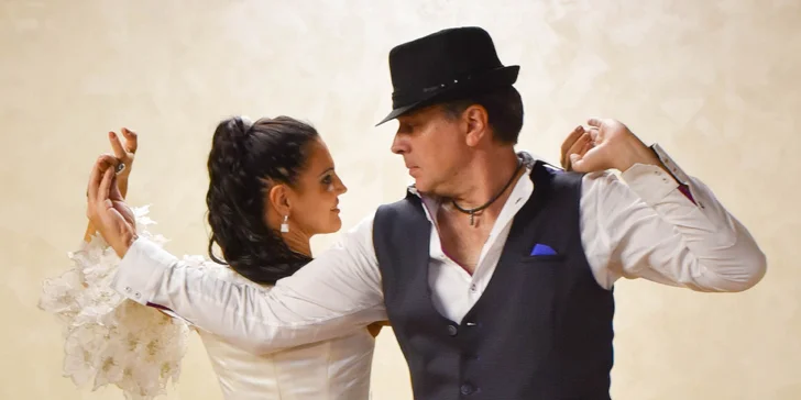 Predsvadobný tanečný kurz s na mieru ušitou choreografiou v latino štýle