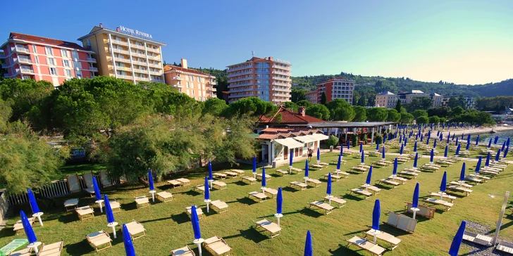 Vo dvojici alebo s rodinou do Slovinska: 4* hotel blízko mora, polpenzia a bazény