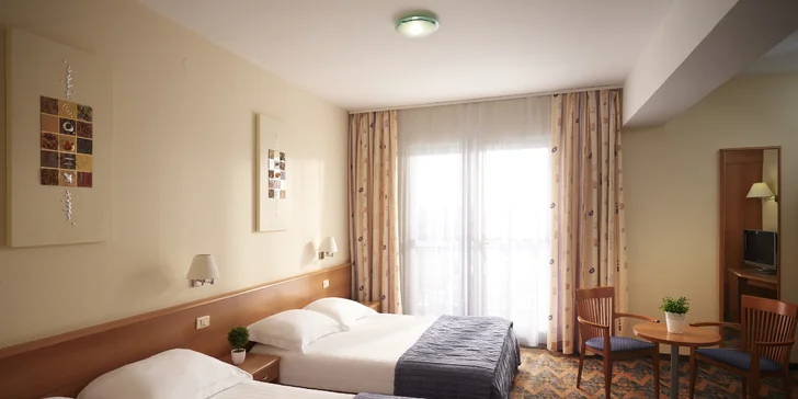 Vo dvojici alebo s rodinou do Slovinska: 4* hotel blízko mora, polpenzia a bazény
