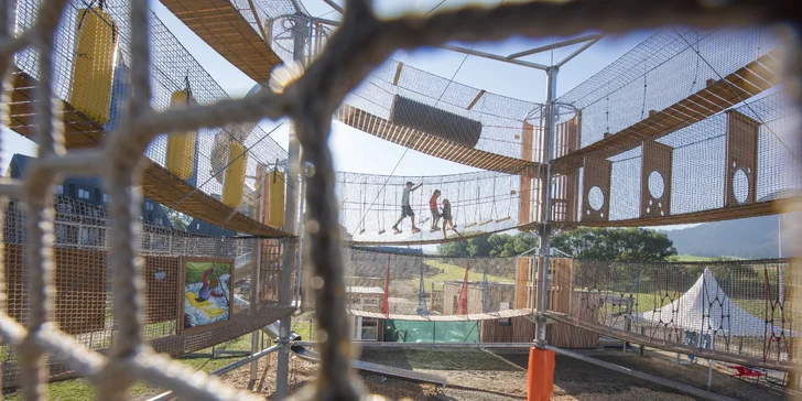 Deň plný zábavy vo FUN CENTRE na Liptove: 3D Bludisko, lezecká stena, trampolíny, bikepark, kids zóna