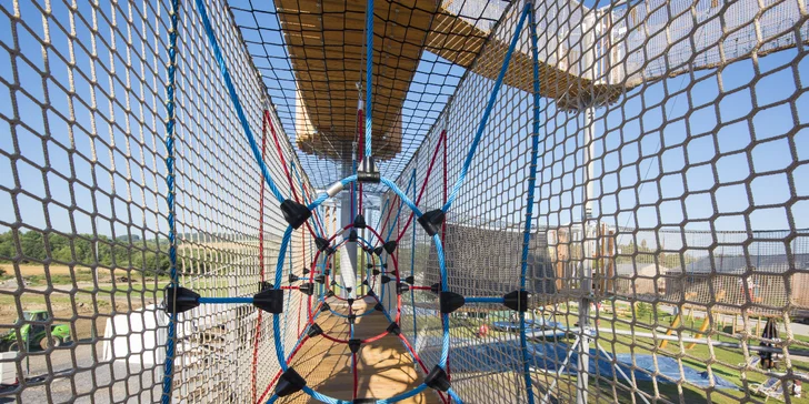 Deň plný zábavy vo FUN CENTRE na Liptove: 3D Bludisko, lezecká stena, trampolíny, bikepark, kids zóna