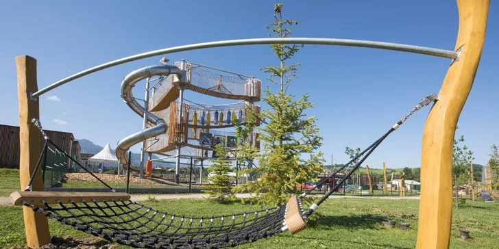Deň plný zábavy vo FUN CENTRE na Liptove: 3D Bludisko, lezecká stena, trampolíny, bikepark, kids zóna