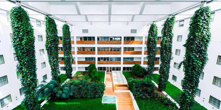 Ubytovanie v hoteli Marriott na letisku Václava Havla s raňajkami či polopenziou