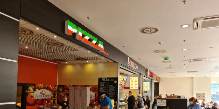 Celá pizza podla vášho výberu v Bongiorno Pizza Italia